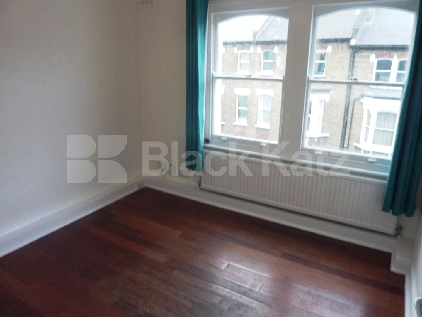 			NEW INSTRUCTION, 1 Bedroom, 1 bath, 1 reception Flat			 Chetwynd Road, KENTISH TOWN